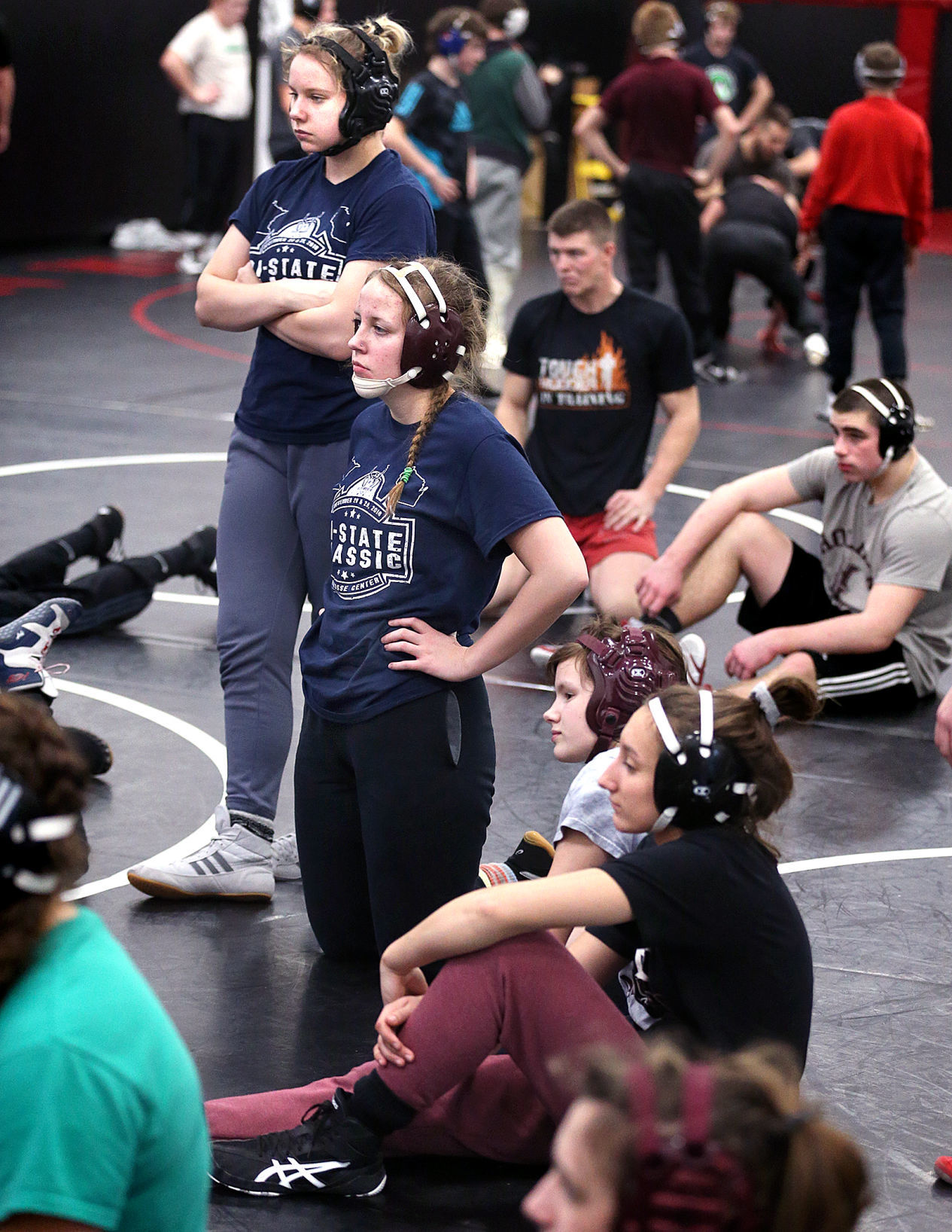holmengirls-mat-inside-photo